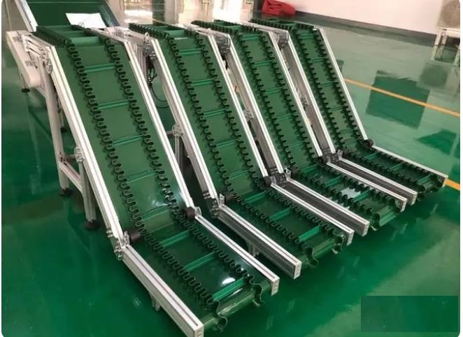 河南Z型裙邊皮帶輸送機